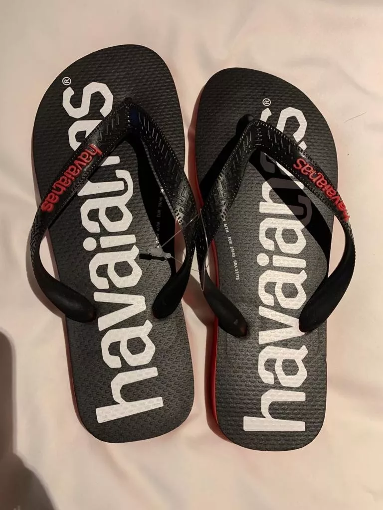 BRAND NEW GENUINE HAVAIANAS TOP LOGOMANIA 2 FLIP FLOPS Ruby Red
