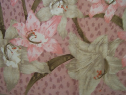 Pinks & Tans Floral 100% Silk Scarf 35" Square Hanae Mori Hand hemmed - Picture 2 of 7