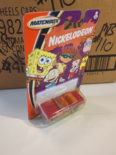 Matchbox '69 Camaro SS 396 Convertible, red, Nickelodeon, Rocket Power series AA - Picture 3 of 5