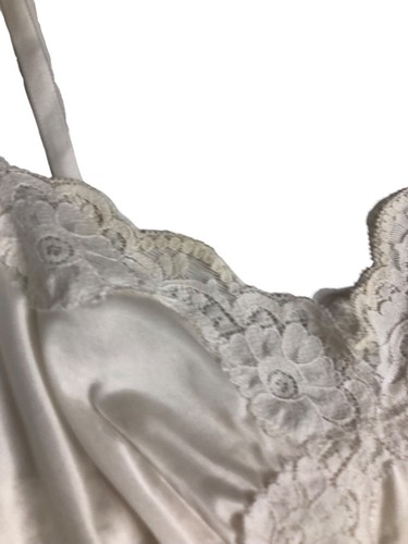 Vintage Vassarette Slip Dress Womens 34 Cream Satin Coquette Lace Gown 90s Y2K - Picture 7 of 20