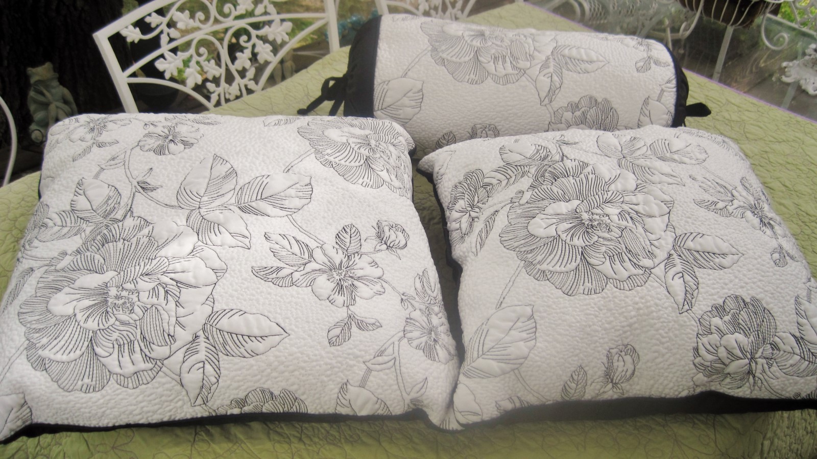 Lenox Moonlit Garden Throw Pillows Set of Three New With Tags Ograniczona 20% ZNIŻKI