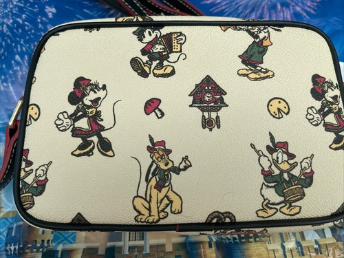 Disney Dooney & Bourke Mickey Mouse & Friends Epcot Germany Umhängetasche Neu mit Etikett - Bild 5 von 6