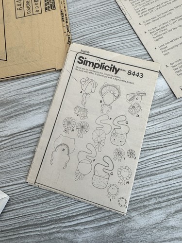 8443 SimplyCity MANGA Hair Accessories, Purces & Medallions Pattern - Picture 7 of 11