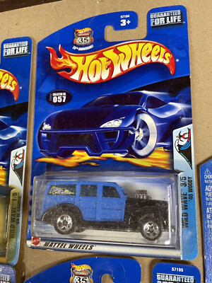 ミニカー The Wild Weekend of Hot Wheels Amazon.com: Hot Wheels Car Culture Circuit Legends Vehicles