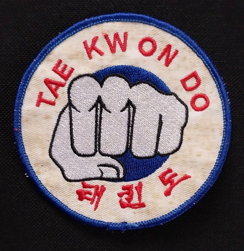 Vintage TAE KWON DO Uniform Karate GI Martial Arts Sew On PATCH - Picture 4 of 13