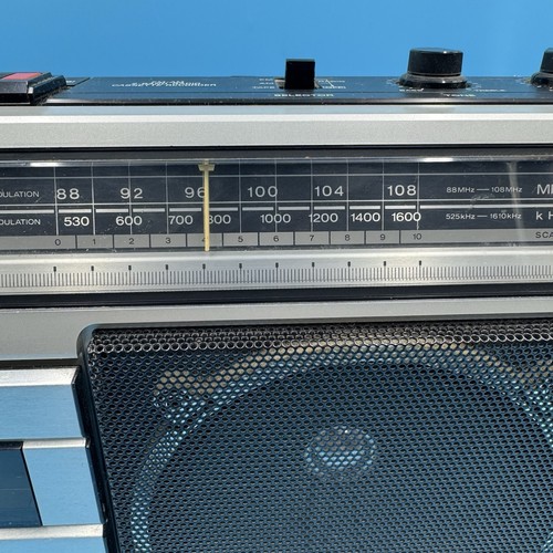 Reproductor de casete radio AM/FM Panasonic de colección grabadora Boombox RX-1740 funcionando - Imagen 8 de 24
