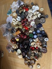 Kn&ouml;pfe Konvolut Vintage Alt 50/60/70ger N&auml;hen Schneidern Sammlung Dekorativ