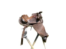 Beautiful Used/Vintage 15" Big Horn King tooled/buckstitched Western saddle