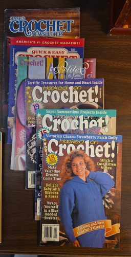 Vintage Mini Crochet Books Bundle Of 14 B209 - Picture 3 of 4