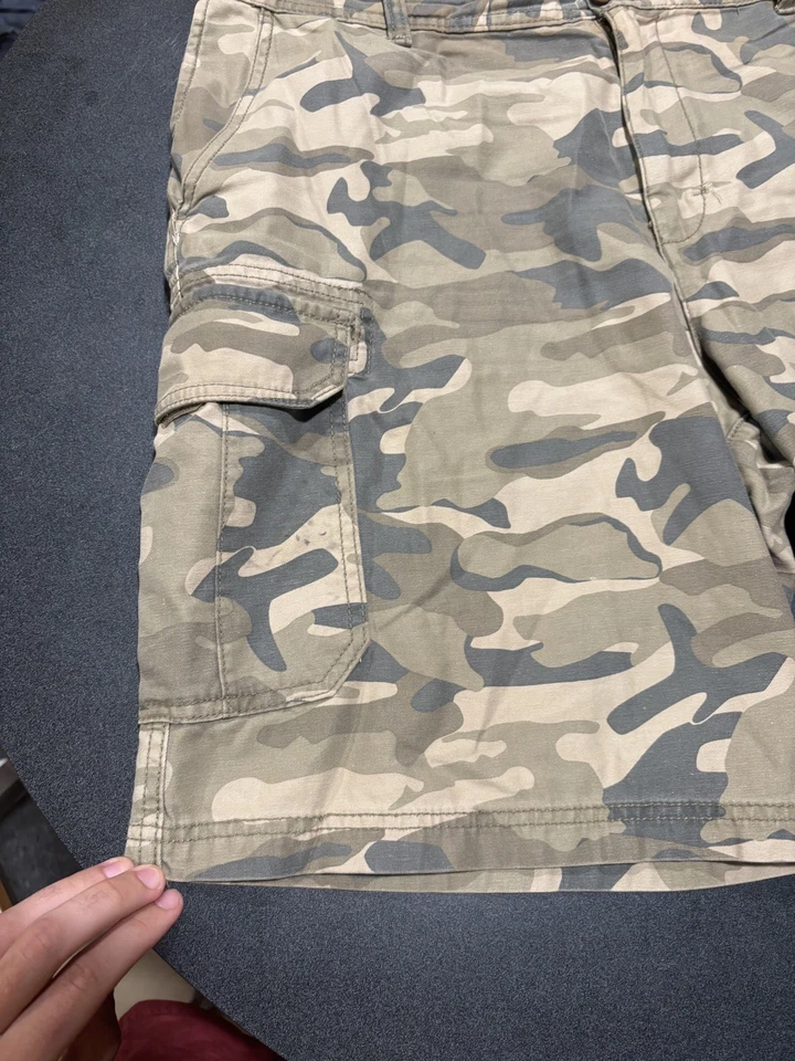 Pantalones Cortos Carga IZOD Camuflados Para Hombres 38 Algodón Lona Sueltos Patinador Y2K Foto 3 de 4