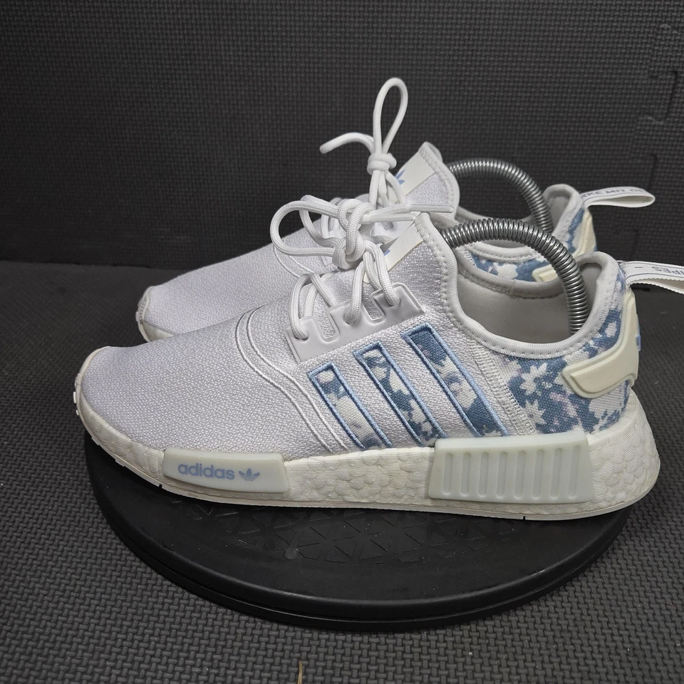 Adidas NMD R1 Shoes Womens Size 9 White Blue Floral Boost Casual Sneakers GV8278 - Image 3 of 4