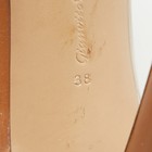 Foto 8 di 9