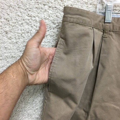 VINTAGE Tommy Hilfiger Shorts 40 Men Brown Chino Pleated Front Stretch Casual - Picture 3 of 9