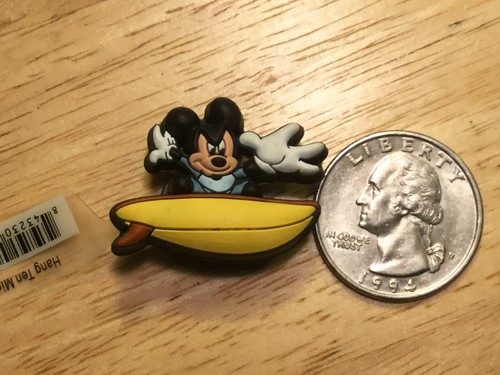 DISNEY SPORTS ACTION FIGURES MICKEY DONALD MINNIE AUTHENTIC JIBBITZ SHOE CHARM - Picture 13 of 22
