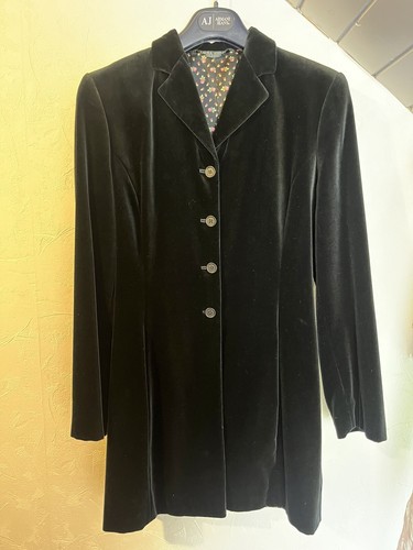 Vintage Laura Ashley Black Velvet Suit, Blazer Jacket and Tapered Trouser 90s 12 - Picture 2 of 11
