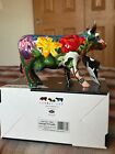 Georgia O’ Cowffe cow parade figure