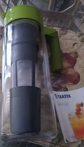 Takeya Iced Tea Maker Flash Chill Mesh Infuser Airtight Lid USA Made 1 Quart New - Picture 2 of 2