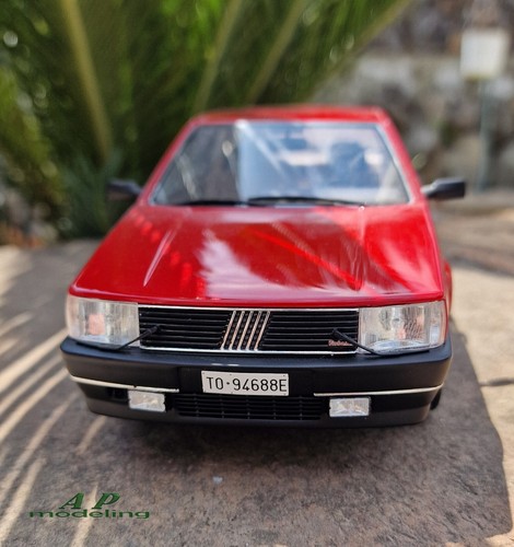 modellino auto scala 1/18 fiat croma turbo IE del 1985 in resina laudoracing - Foto 5 di 10