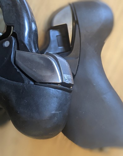 Shimano Ultegra ST-6700 shifters - left and right pair - 10 speed - used - Picture 4 of 4