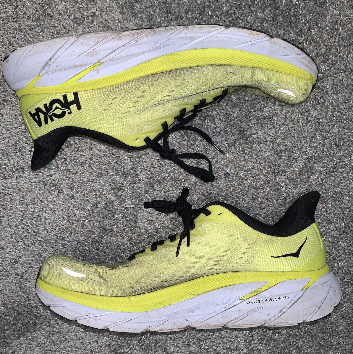 ひろおむ様　HOKA ONE ONE クリフトンエッジ　ネオンイエロー　27cm HOKA ONE ONE がエネルギーを黄色で表現したスペシャルカラー