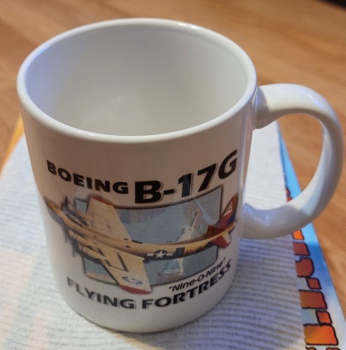 Vintage B-17 FLYING FORTRESS COFFEE MUG - Picture 5 of 5