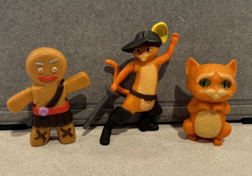 Puss in Boots McDonalds DreamWorks Happy Meal Toys -  Lot Of 3 - Picture 1 of 13