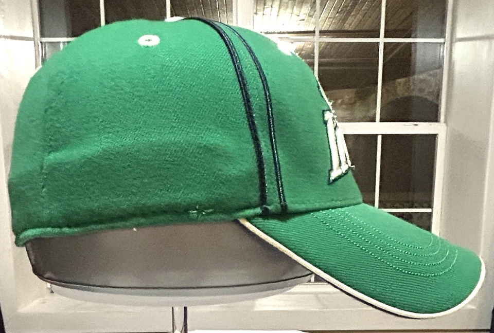 University of Norte Dame Fighting Irish Fitted Baseball Hat One Size TOW - Image 3 of 4