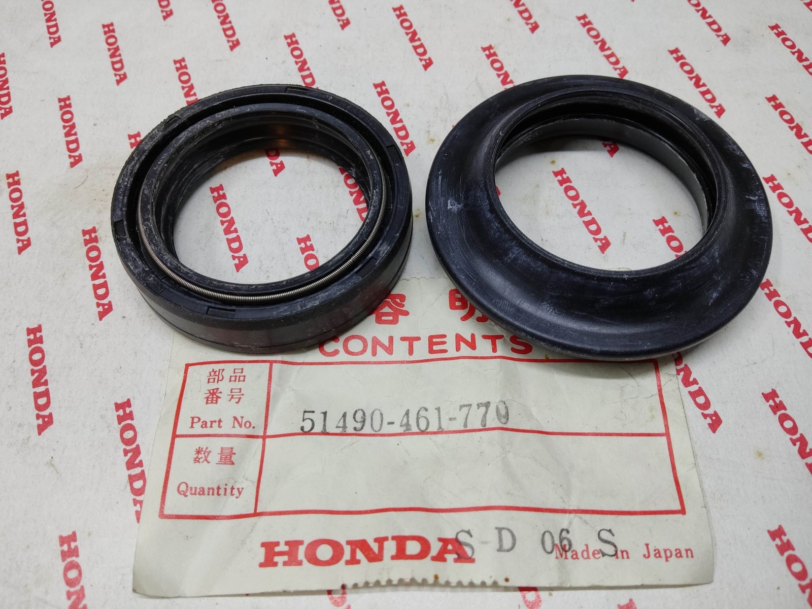 Stop fuite huile suspension avec le kit joint spi 37X50X11 Honda