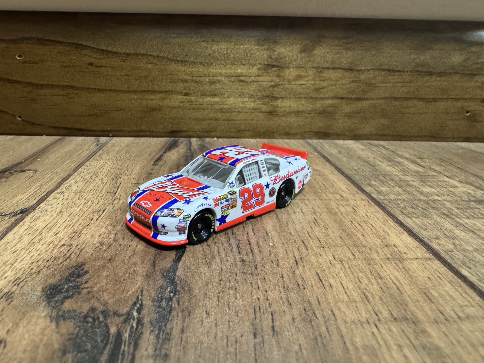 Picture 1 of 6