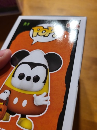 Funko Pop Disney Mickey Mouse Como Caramelo Maíz Halloween #1398 TEMA CANDENTE LEER - Imagen 8 de 9