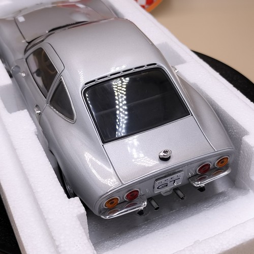 MINICHAMPS 1/18 Opel GT 1968 Silver 180049024 1100GT 1900GT PMA Diecast model - Picture 7 of 22