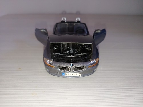 Bmw Z4 1/24 Burago Bburago Vintage Old Model No Solido Majorette - Foto 6 di 9