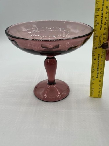 Vtg. Lavender Glass Stemmed Shallow Compote Dish No Chips Or Cracks - Picture 4 of 5