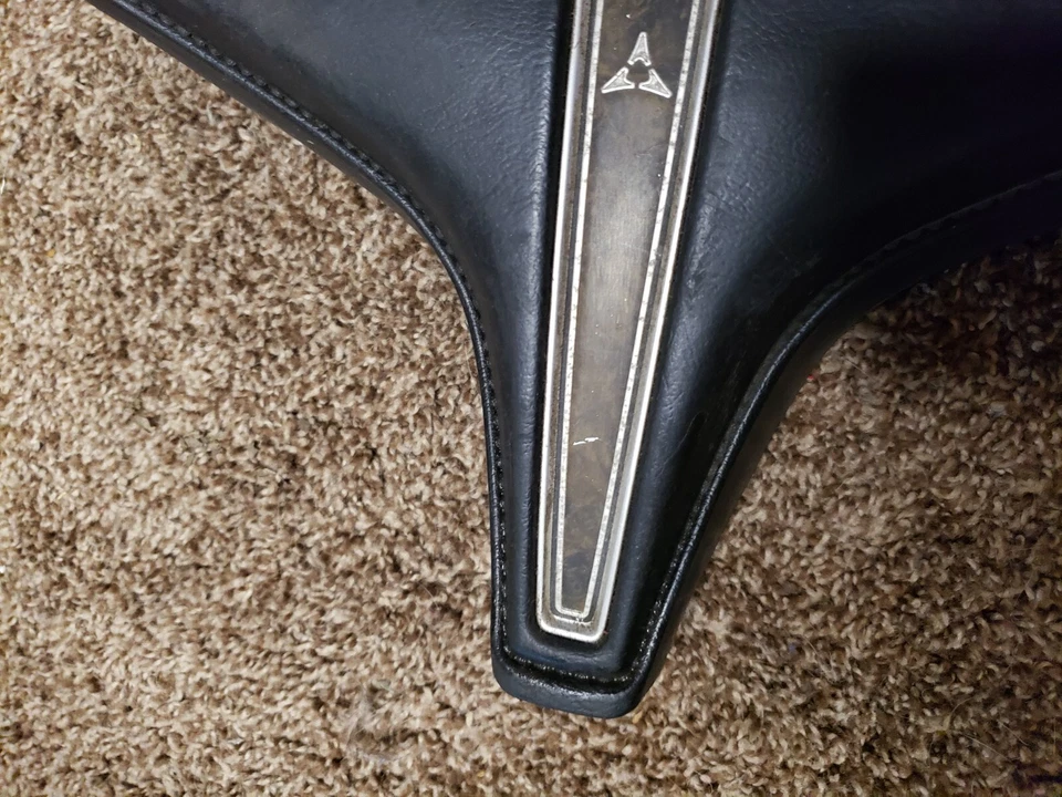 1974 年 DODGE PLYMOUTH 卫星充电器 SCAMP DUSTER HORN 纽扣黑色中心 — 第 4/4 张图片