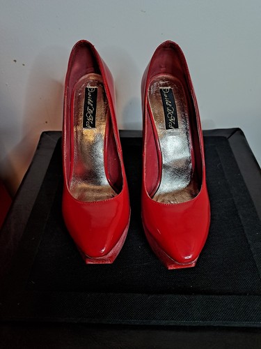 Red High Heels Cute Pumps Size 7