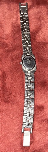 Gucci Frame Silver Women's Watch. Not Tested. - Picture 5 of 7