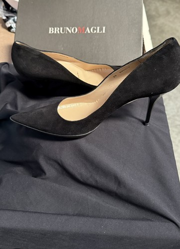 NIB BRUNO MAGLI Black Suede ADONIS Pumps Heels Black Size 38 Black Bottom Italy