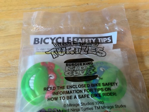 Set di ingranaggi bici vintage 1993 Burger King Teenage Mutant Ninja di 3 nuovi con scatola - Foto 12 di 12
