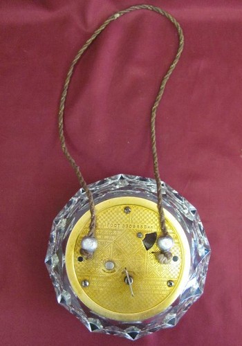 1960s VINTAGE LARGE RUSSIAN USSR CRYSTAL GLASS CLOCK MAJAK - Picture 7 of 11