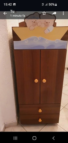 Schlafzimmer für Neugeborene. dreiteilig aus dunklem Walnuss-Massivholz. Kinderb - Bild 2 von 6