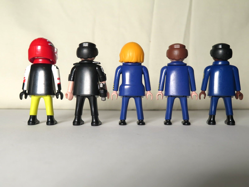 1997 Playmobil lot - Police / Cop with Handgun Aero Lines Racecar Driver Geobra - Picture 2 of 3