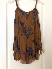 She + Sky Multicolored Floral Romper Size M