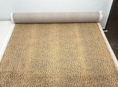 MICROFIBRA BOBCAT CAMEL BEIGE REBAÑO TERCIOPELO MUEBLES COJÍN TELA POR YARDA 55"W - Imagen 2 de 8
