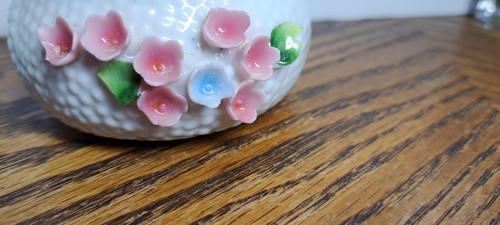 VINTAGE PORCELAIN TRINKET DISH WITH LID FLORAL JAPAN 3.5'' L - Picture 6 of 13