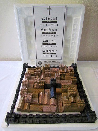 Family Games Cathedral Game Polystone Edition 1999 Complete In Original Box - Picture 6 of 8