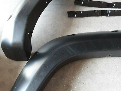Bushwacker Fender Flares Pocket Style 4 Pc for 2016-21 Toyota Tacoma Bushwacker Fender Flares Pocket Style 4 Pc for 2016-21 Toyota Tacoma