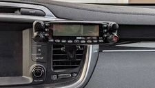 Car Air Vent Mount for TYT TH-7800 TH-9800