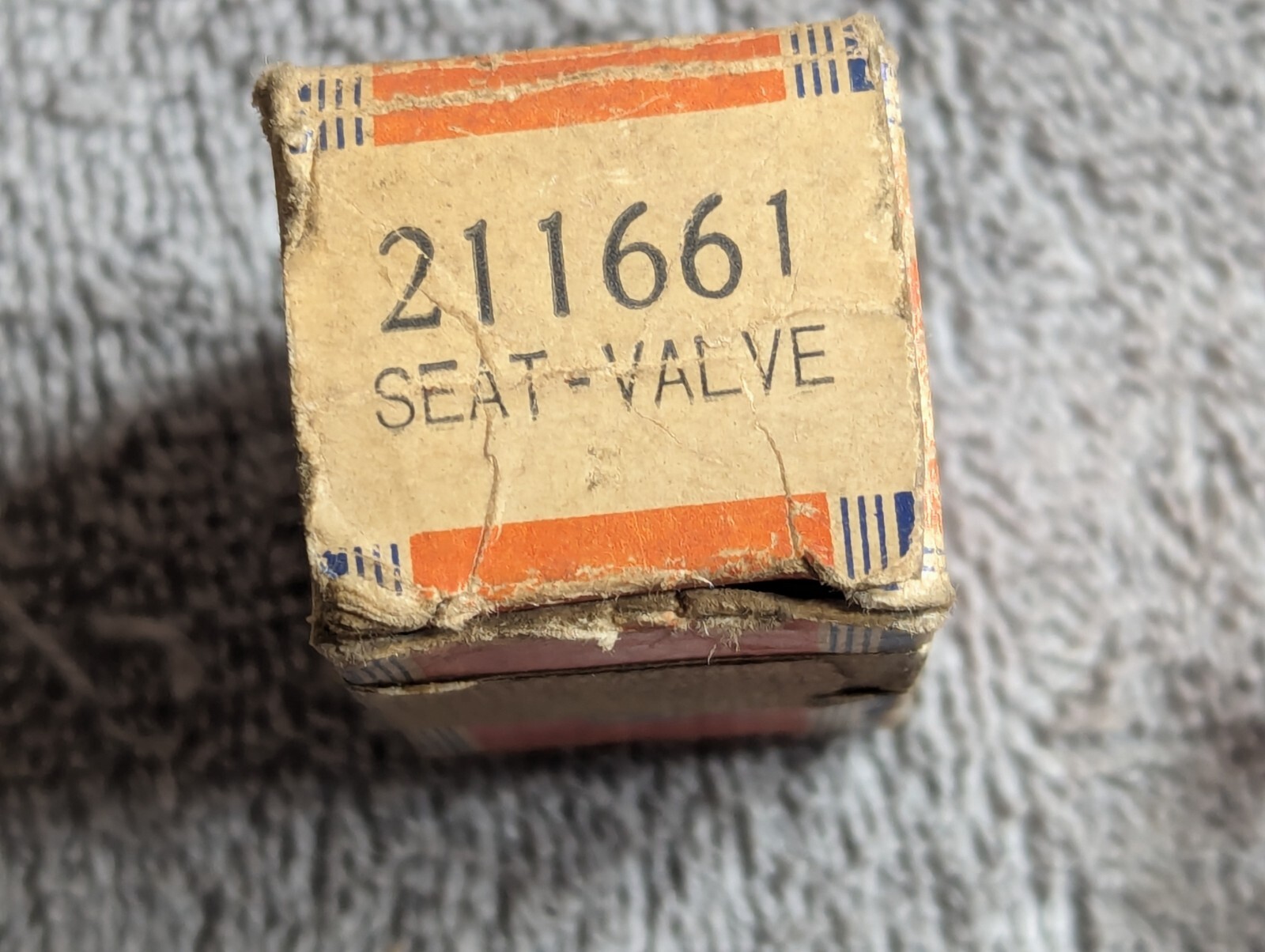 New Briggs and Stratton Engine Valve Seat 211661 eBay