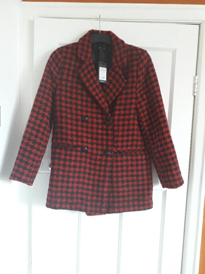 Picture 1 of 4