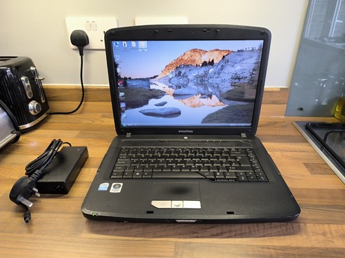 eMachines E510 Laptop - RETRO WINDOWS VISTA ULTIMATE PC - Serviced & Cleaned